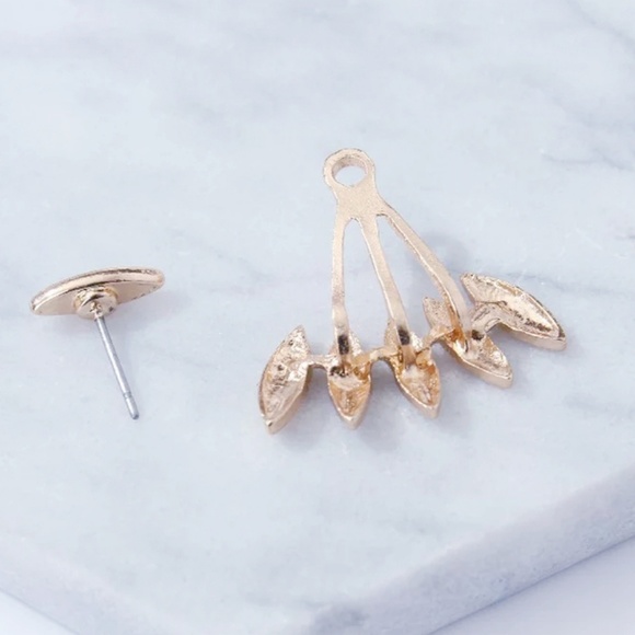 Front Back Trendy Teardrop Flower Gold Color Spark - Picture 3 of 4